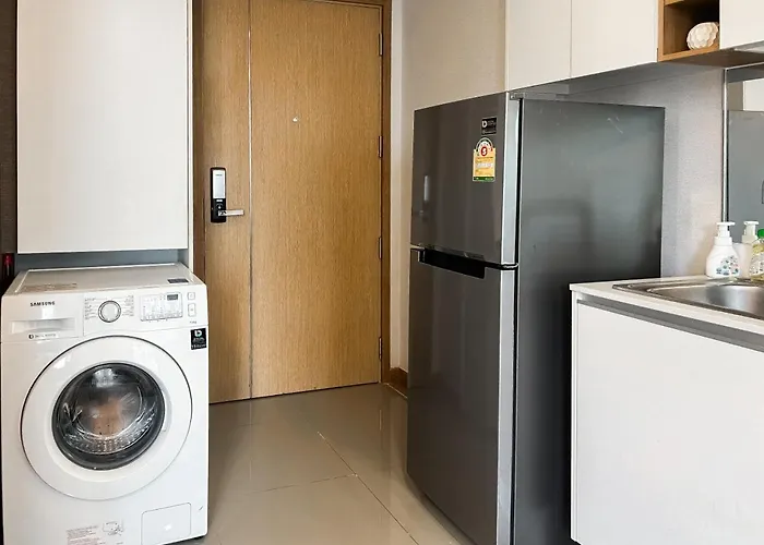 Expansive Premier 1br - Ultra Fast Wifi - Phrom Phong Apartment *