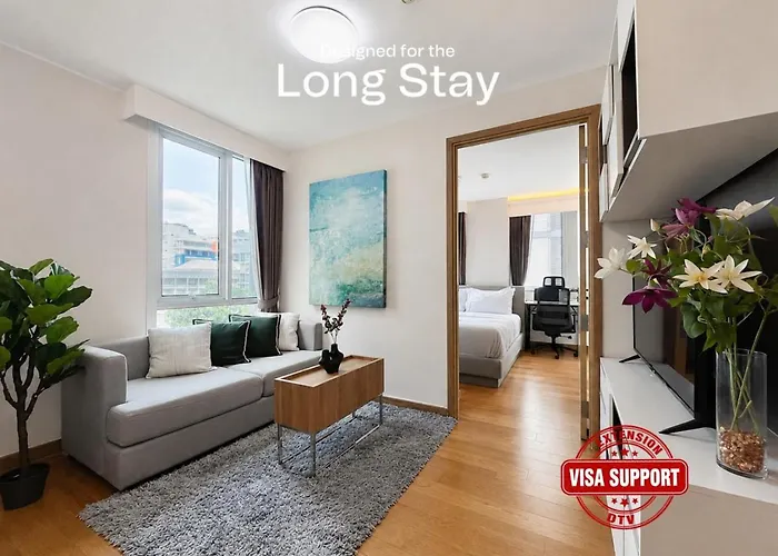 Expansive Premier 1br - Ultra Fast Wifi - Phrom Phong *