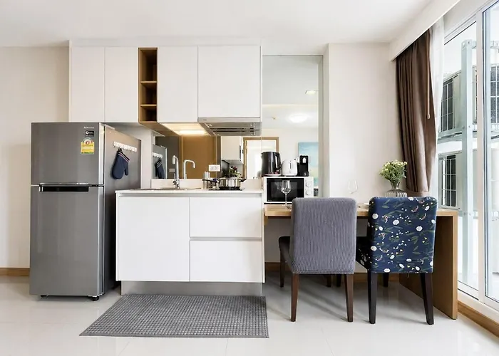 Appartement Expansive Premier 1br - Ultra Fast Wifi - Phrom Phong *