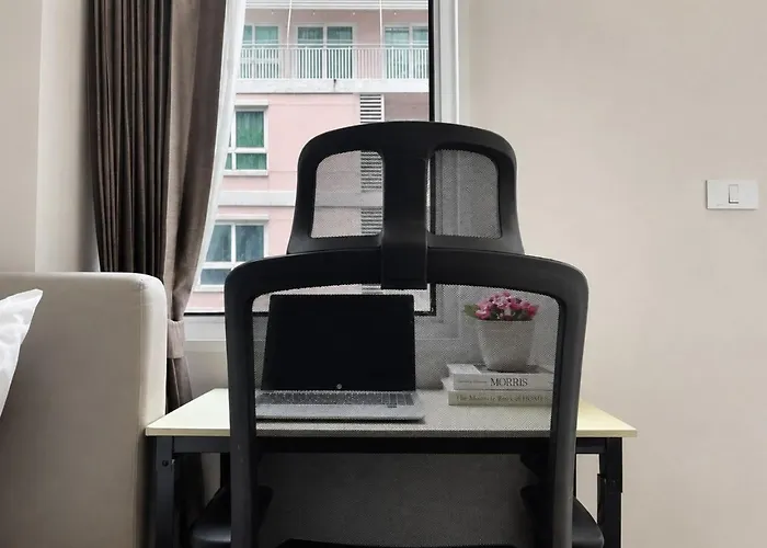 Expansive Premier 1br - Ultra Fast Wifi - Phrom Phong Appartement